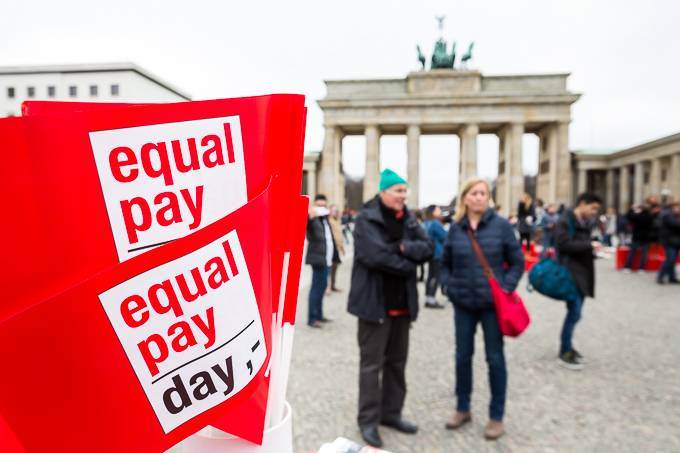 Equal Pay Day 26175596082 4b5c0f912d o1